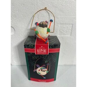 Hallmark Keepsake Ornament Skiing Bear Dated 1992 Christmas‎ Tree Decoration